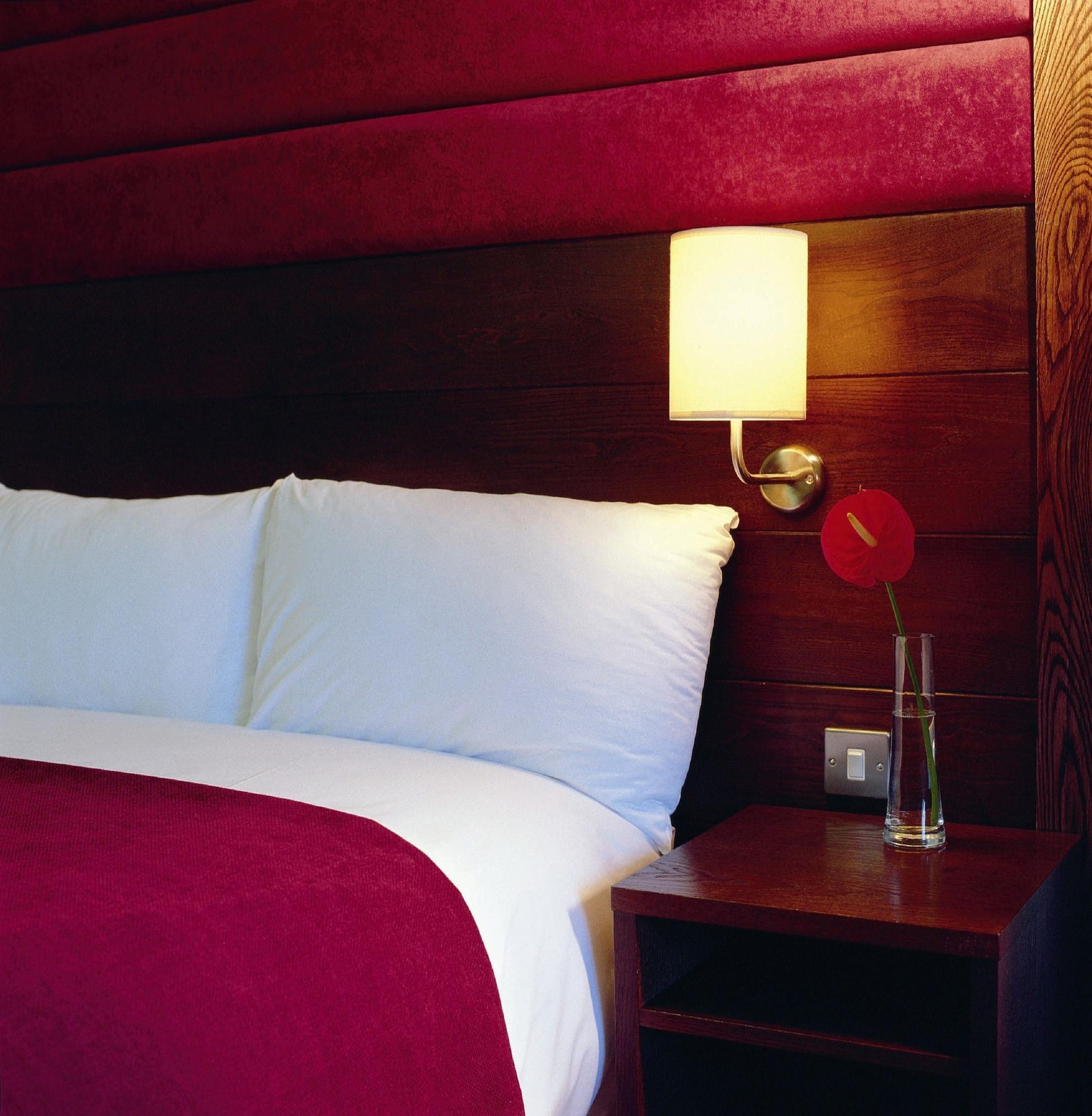 Cavan Crystal Hotel Buitenkant foto