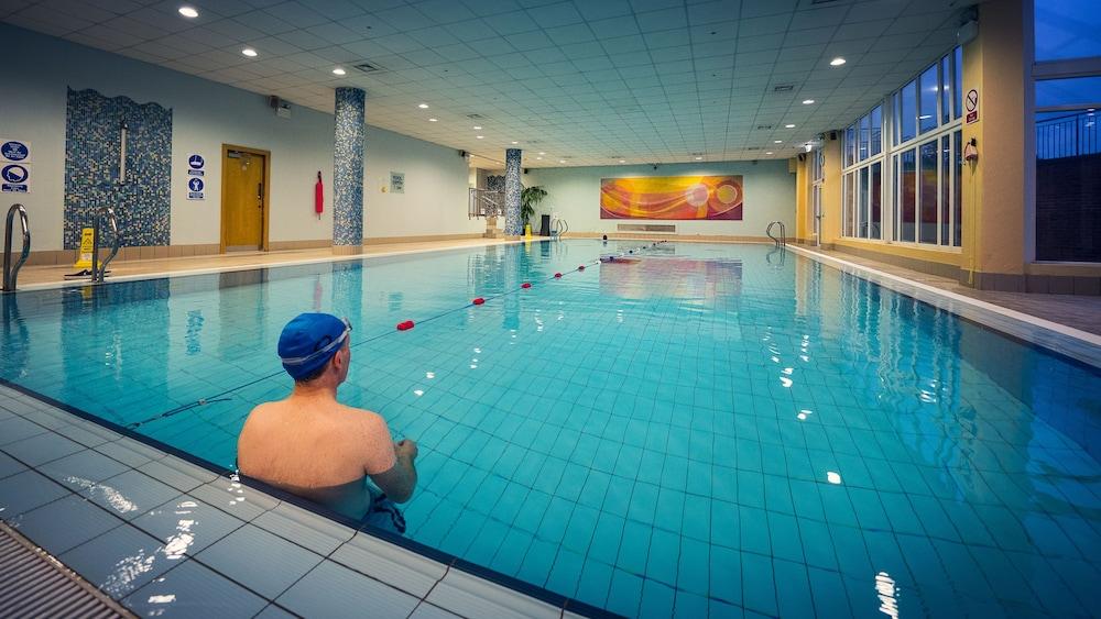 Cavan Crystal Hotel Buitenkant foto