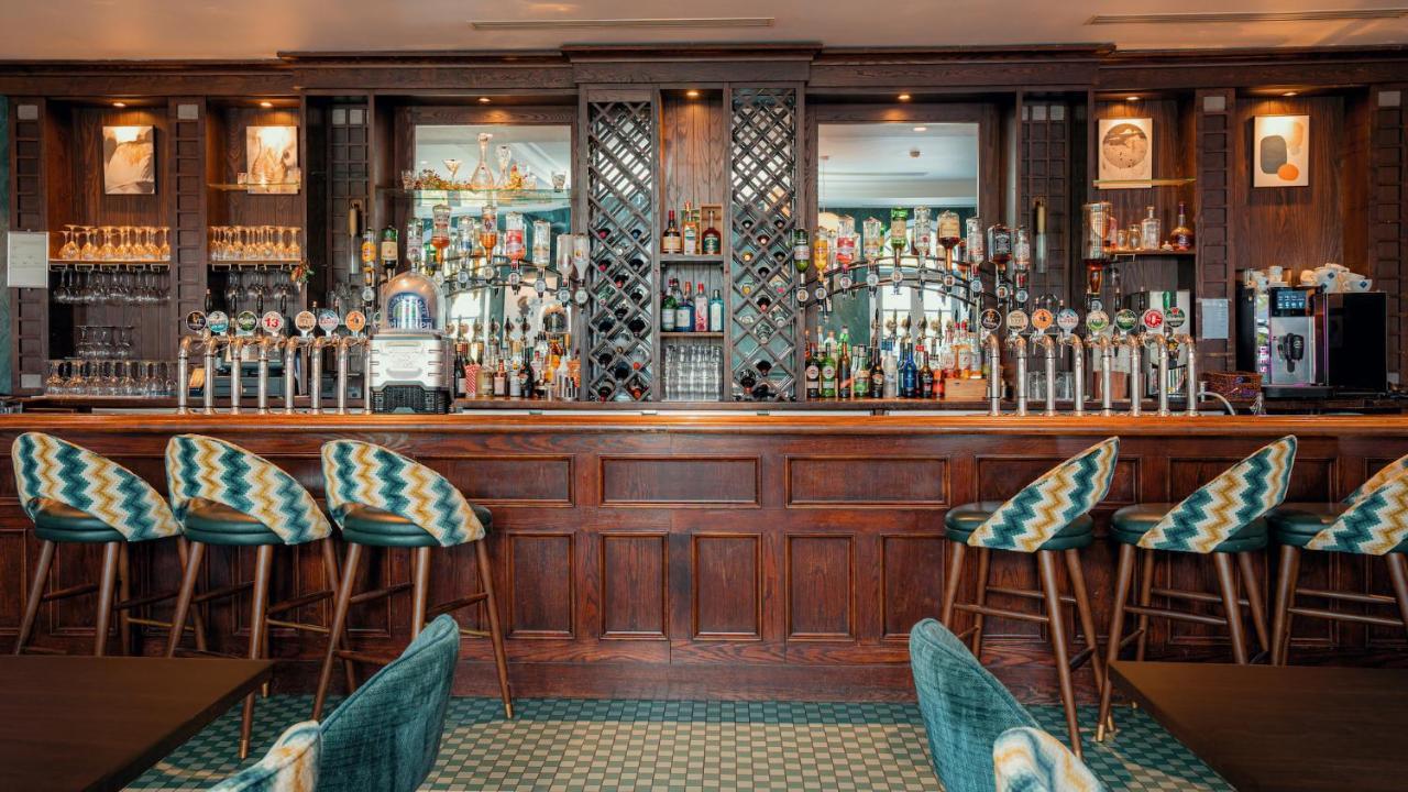 Cavan Crystal Hotel Buitenkant foto