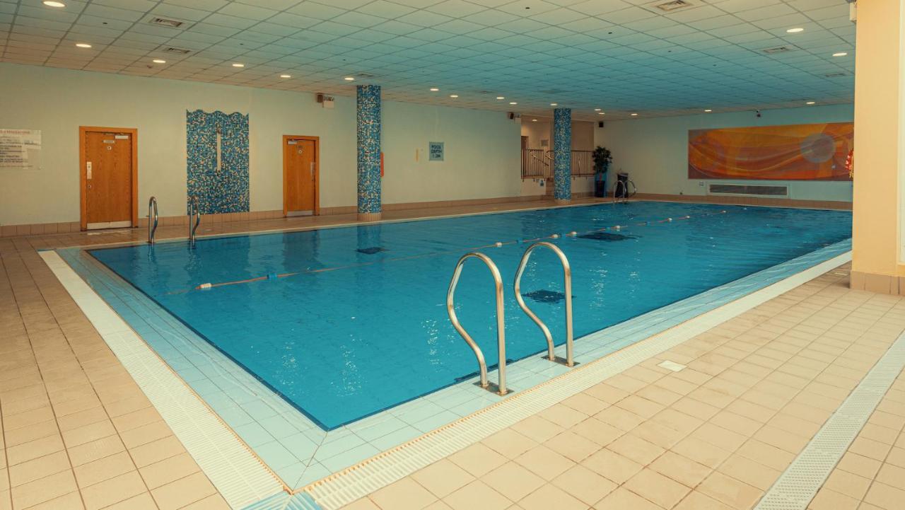 Cavan Crystal Hotel Buitenkant foto