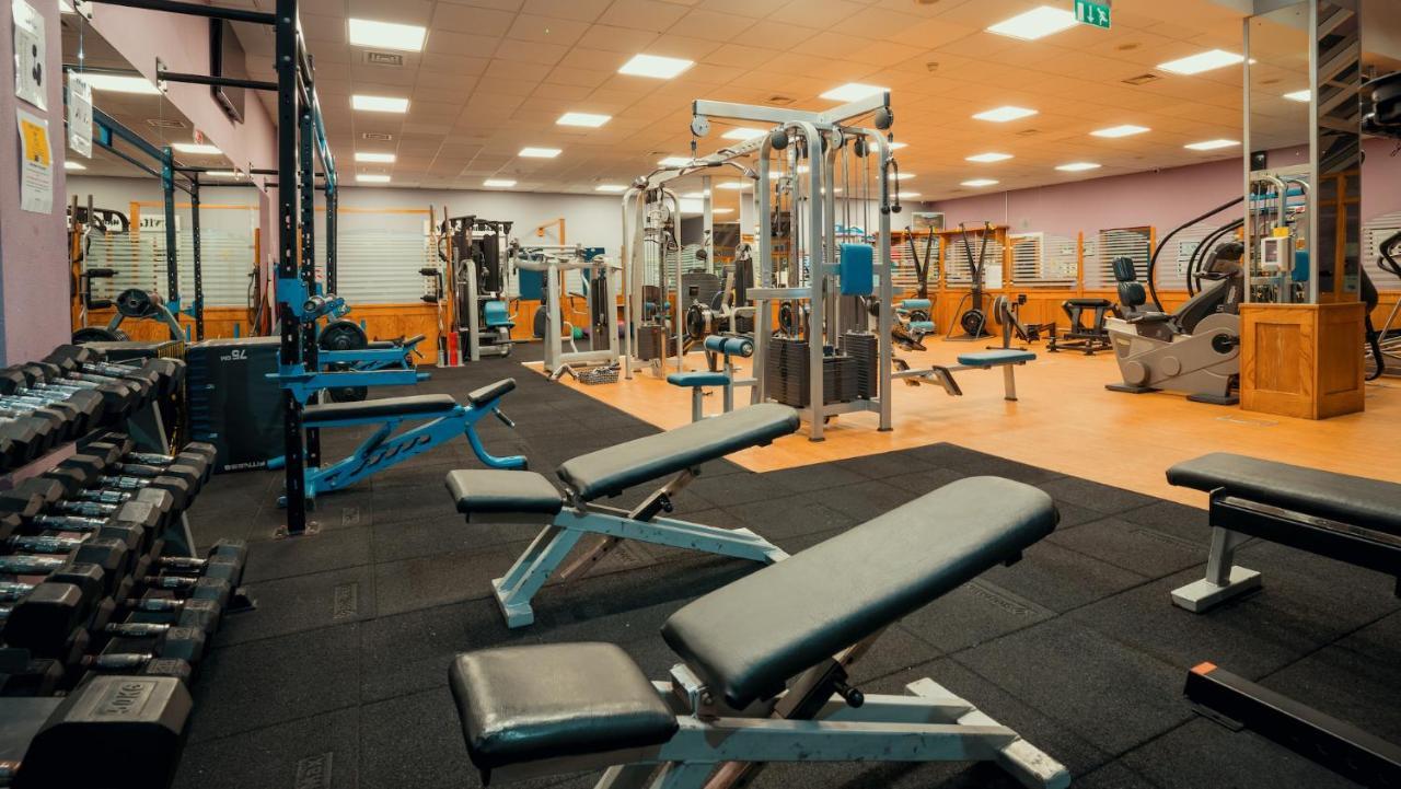Cavan Crystal Hotel Buitenkant foto