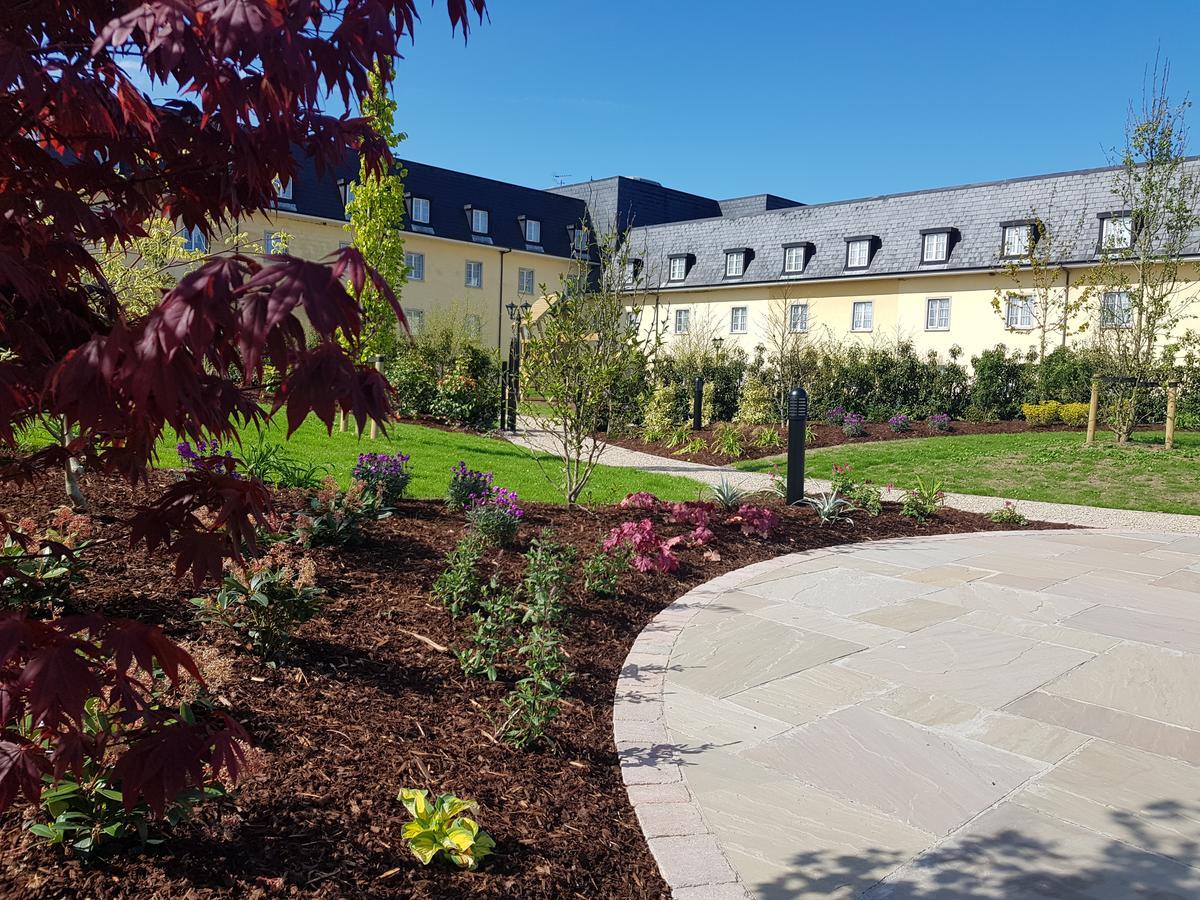 Cavan Crystal Hotel Buitenkant foto